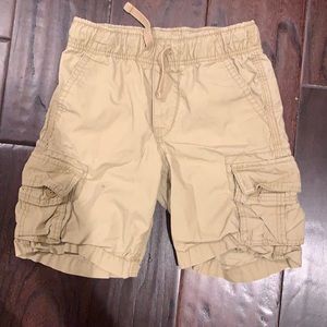 Gap 4T shorts